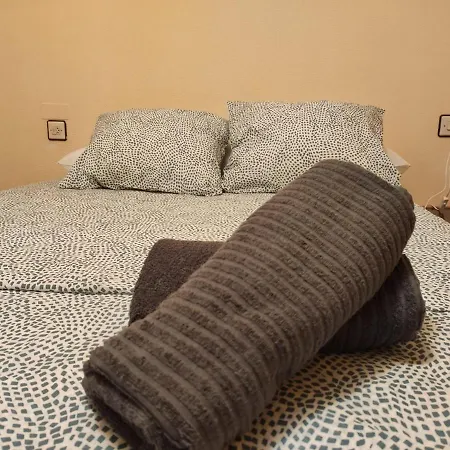 Apartamento Ibon De Estanes Апартаменты *